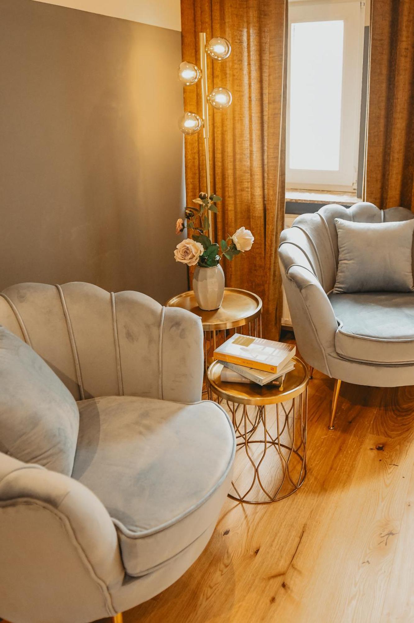 Maas Suites ลานาเคน ภายนอก รูปภาพ