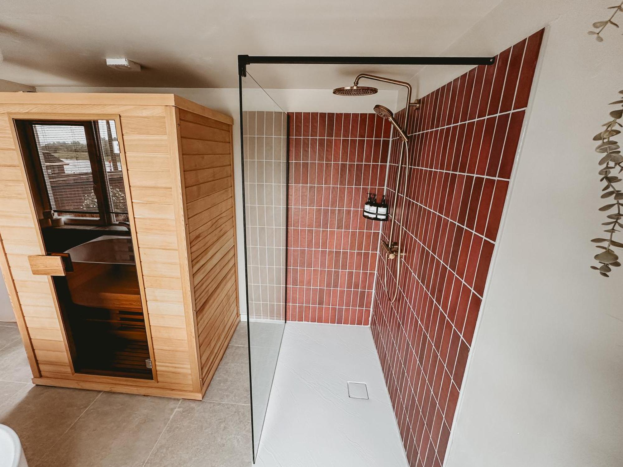 Maas Suites ลานาเคน ภายนอก รูปภาพ