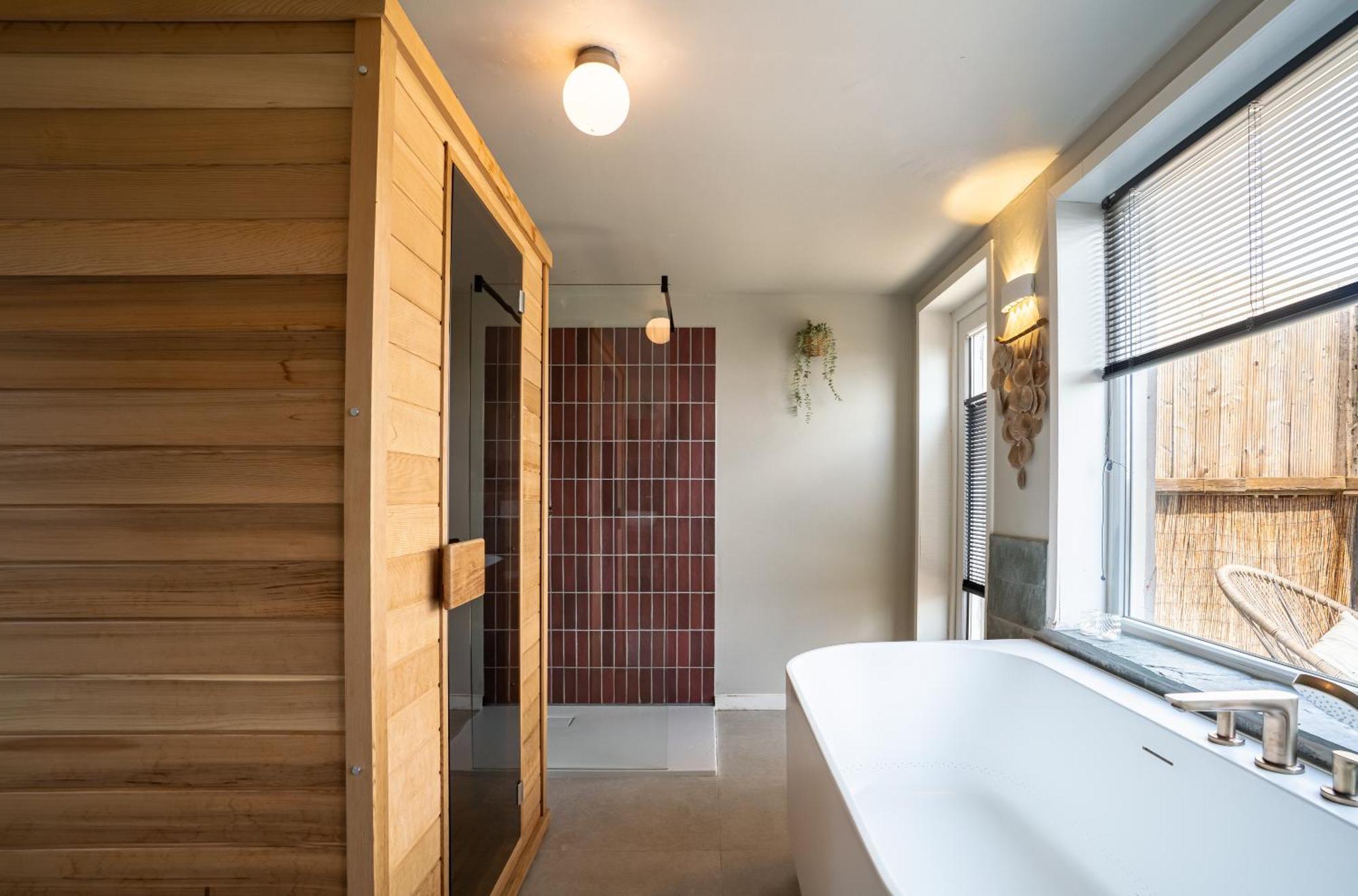 Maas Suites ลานาเคน ภายนอก รูปภาพ