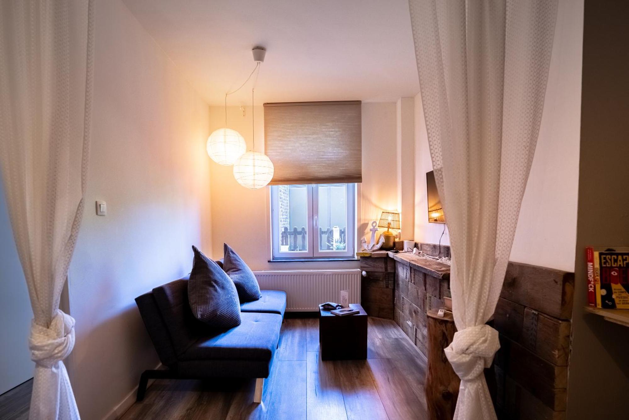 Maas Suites ลานาเคน ภายนอก รูปภาพ