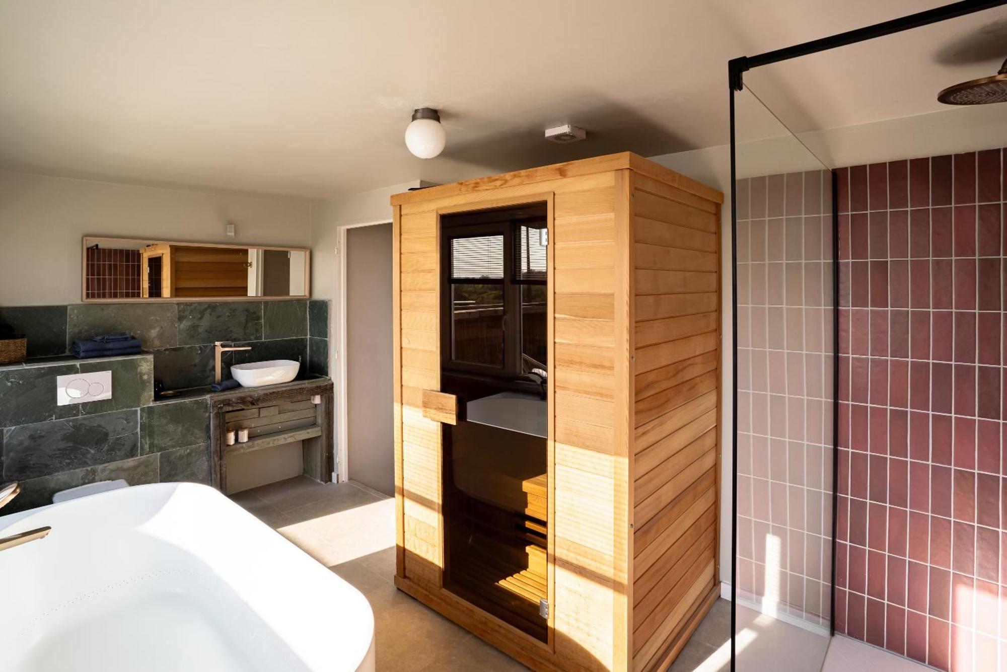 Maas Suites ลานาเคน ภายนอก รูปภาพ